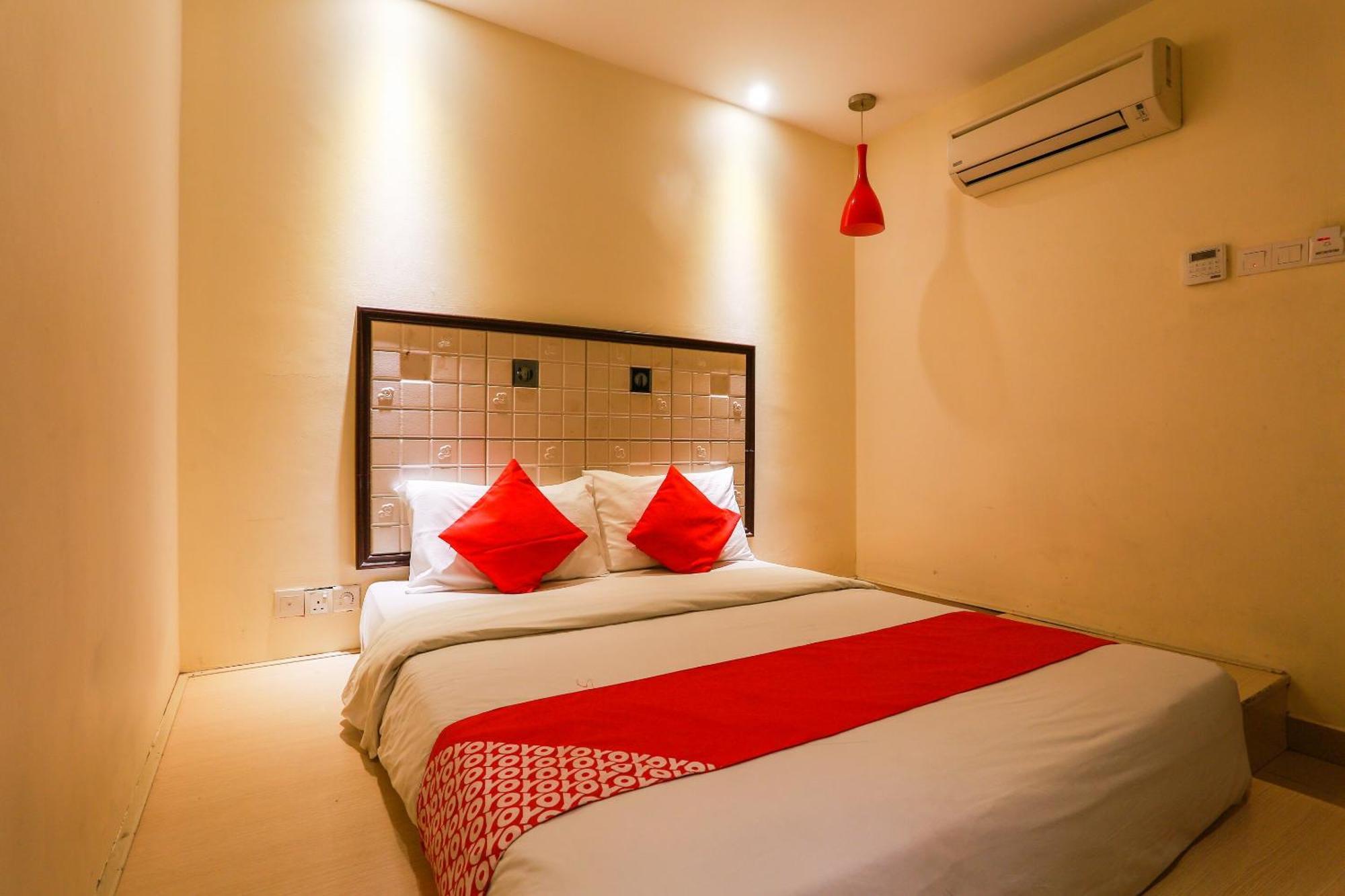 Oyo 90894 Hotel Smc I-City Шах Алам Екстериор снимка