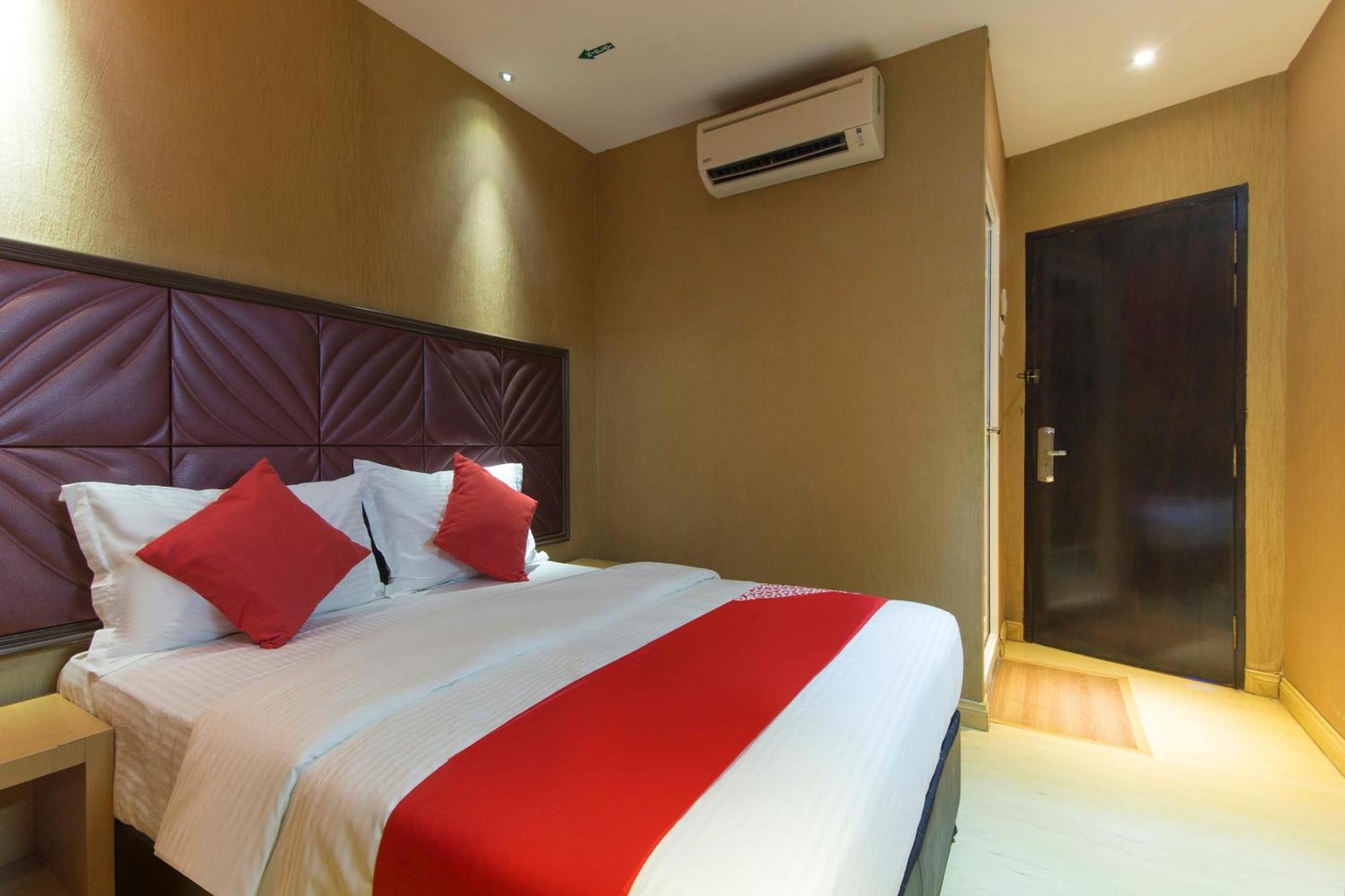 Oyo 90894 Hotel Smc I-City Шах Алам Екстериор снимка