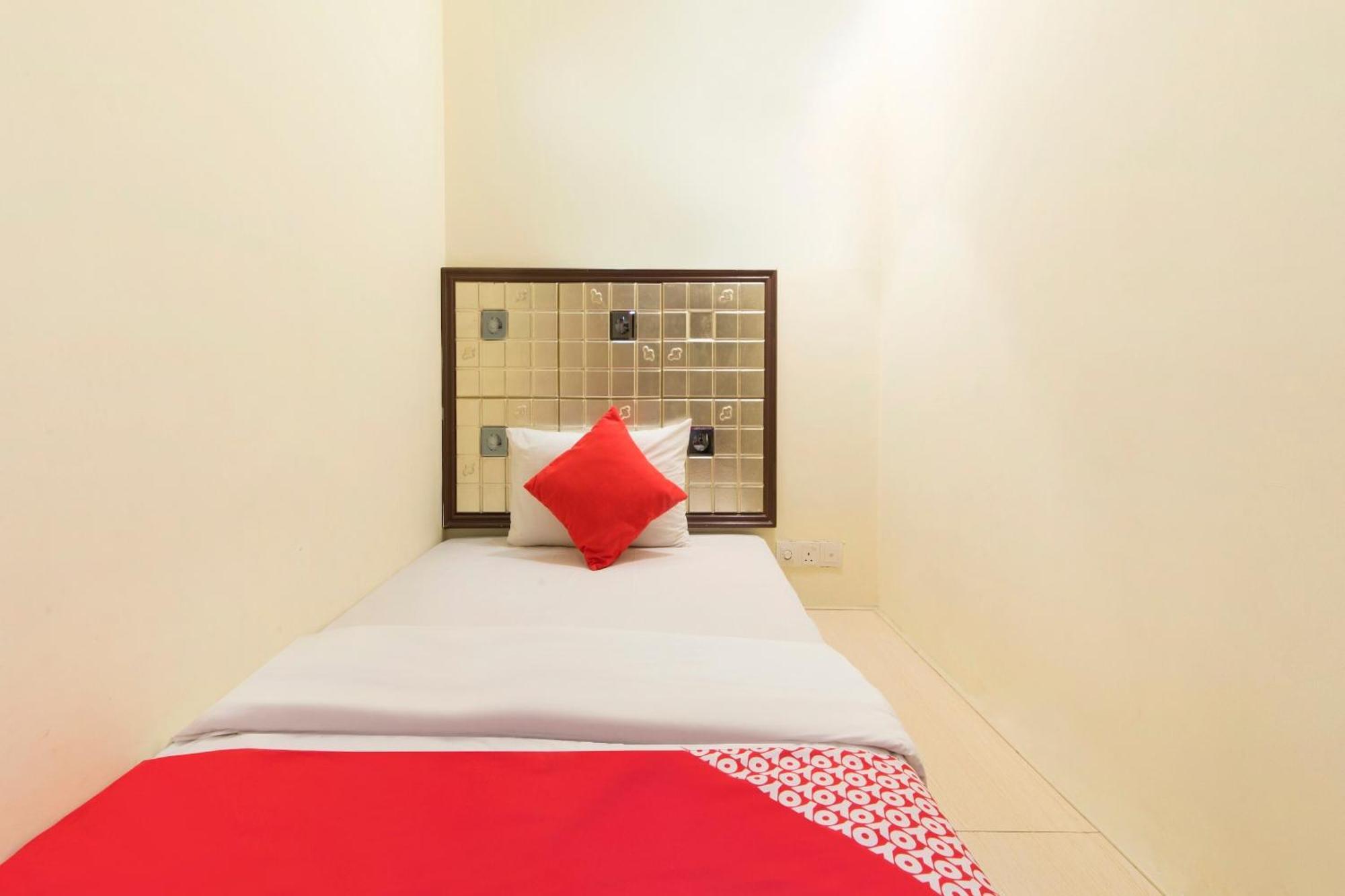 Oyo 90894 Hotel Smc I-City Шах Алам Екстериор снимка
