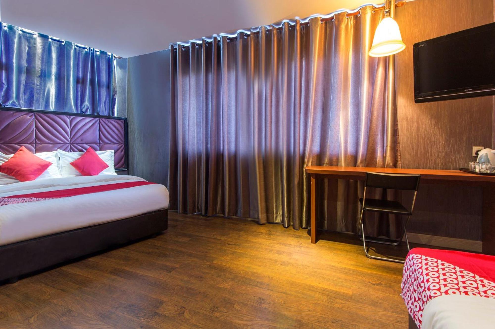Oyo 90894 Hotel Smc I-City Шах Алам Екстериор снимка