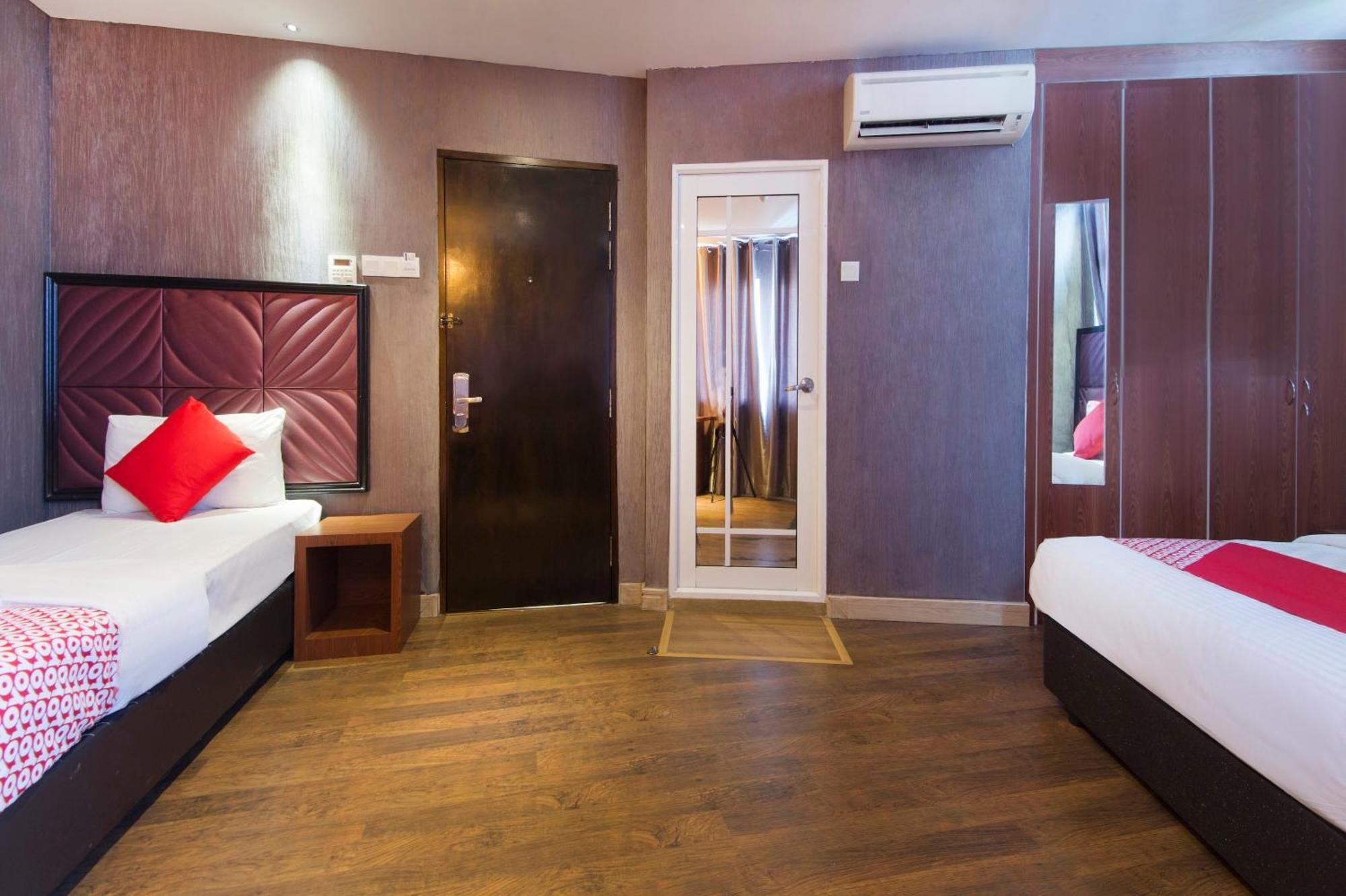 Oyo 90894 Hotel Smc I-City Шах Алам Екстериор снимка