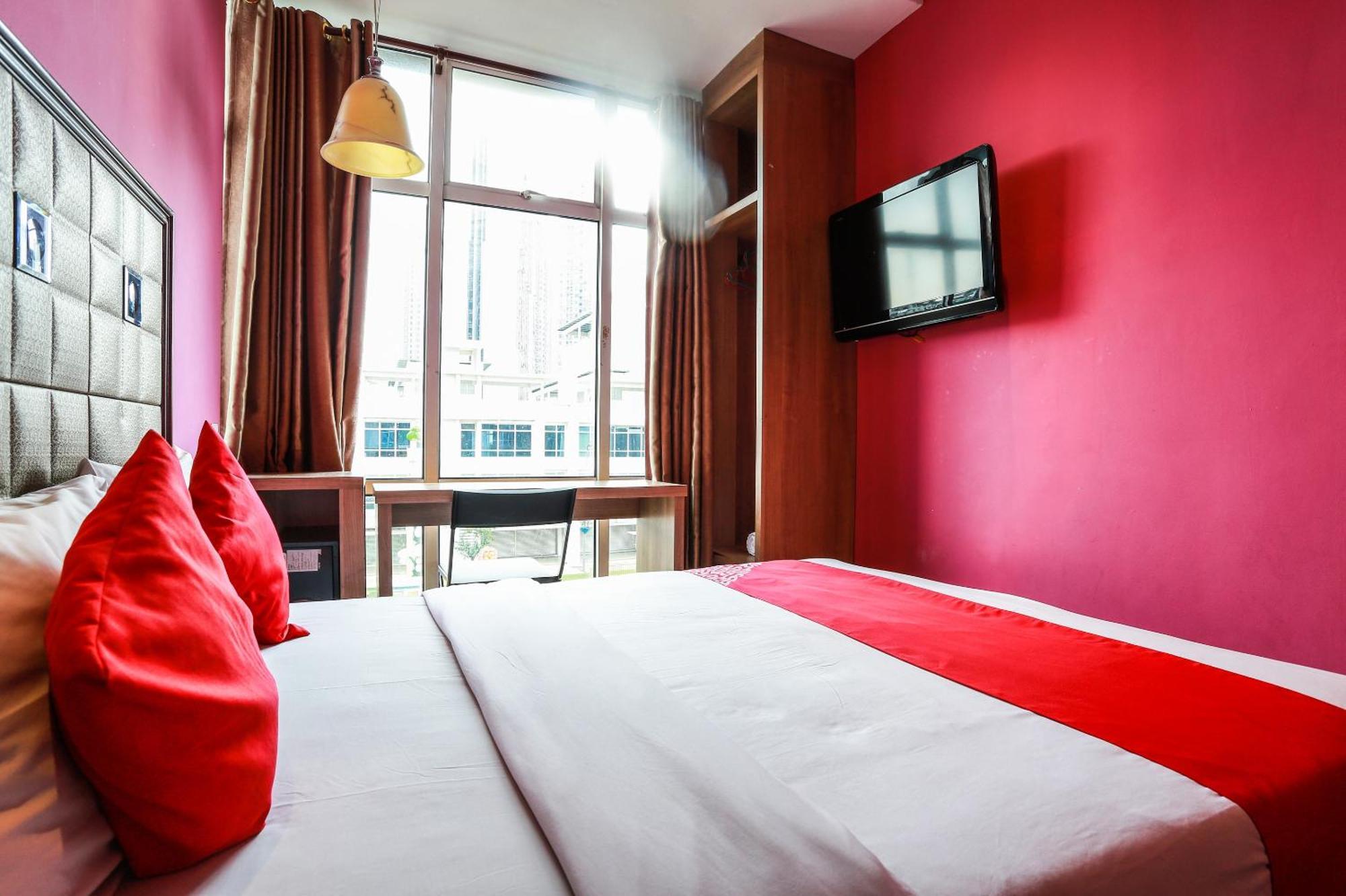 Oyo 90894 Hotel Smc I-City Шах Алам Екстериор снимка