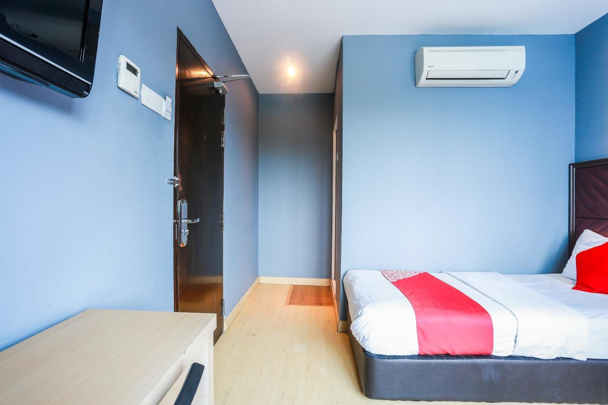 Oyo 90894 Hotel Smc I-City Шах Алам Екстериор снимка